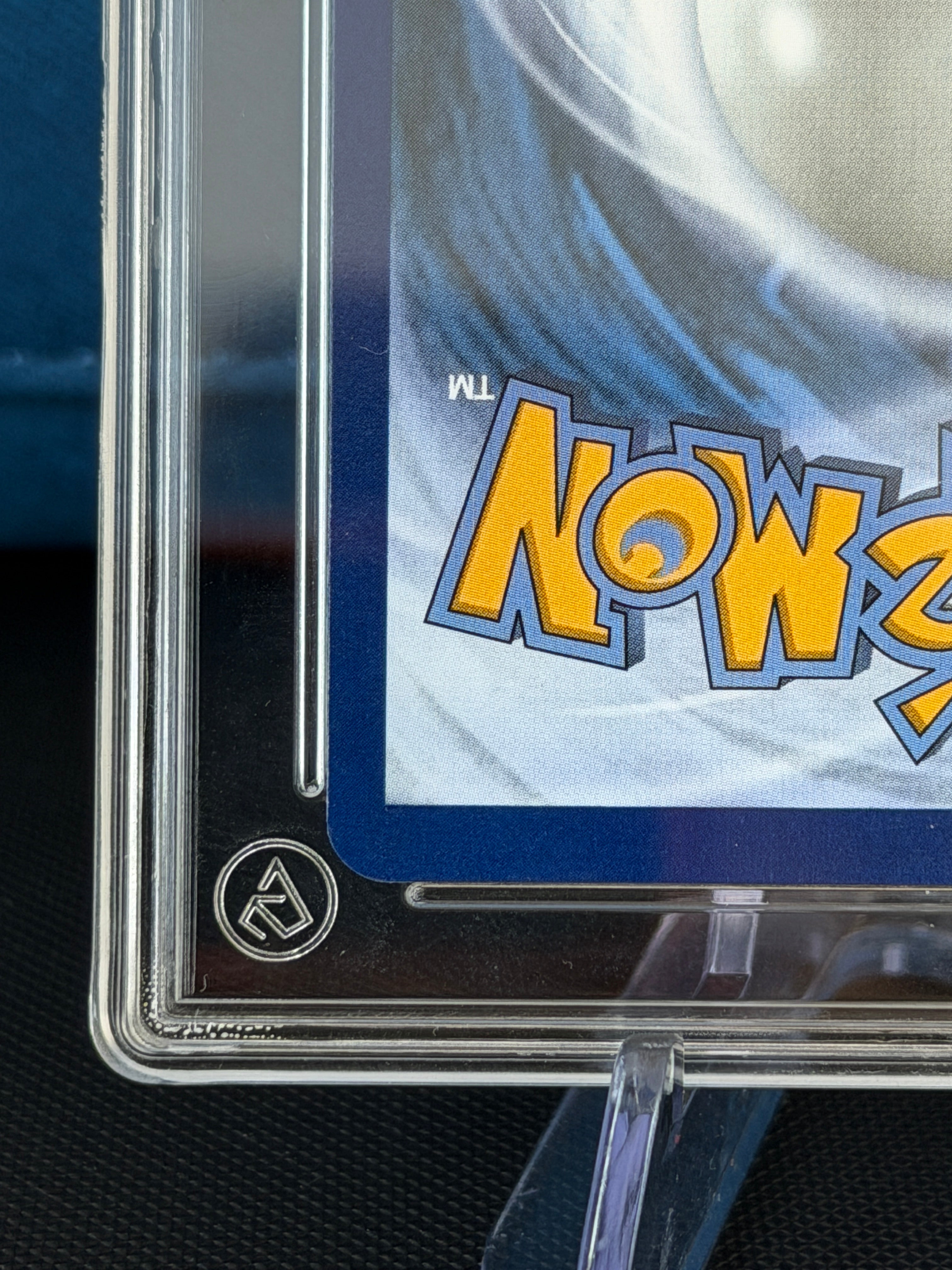 Aura Grading 9 - Charmeleon #008 - Paldean Fates