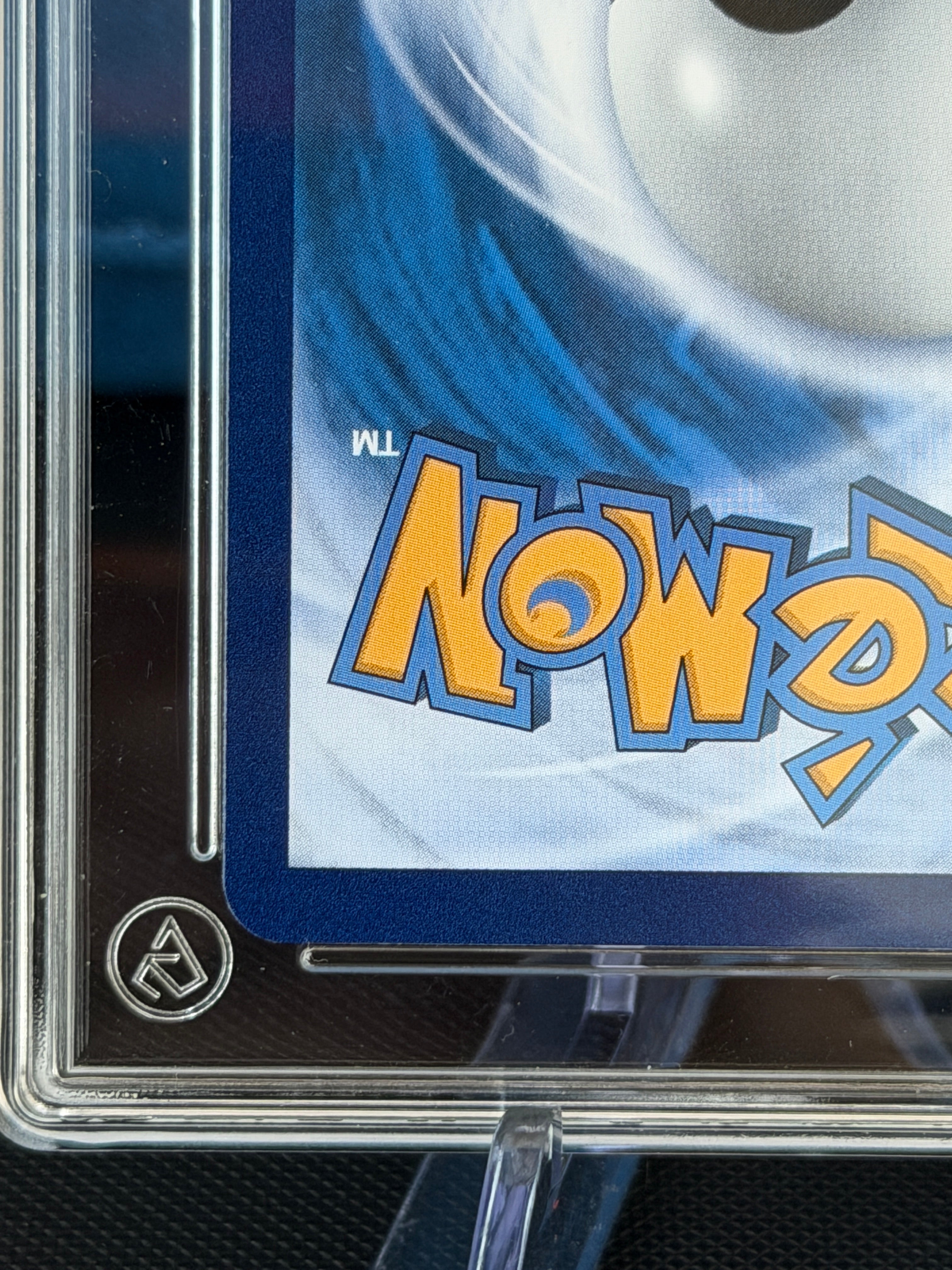Aura Grading 9 - Sylveon VMAX #069 - Chinese Polychromatic Gathering