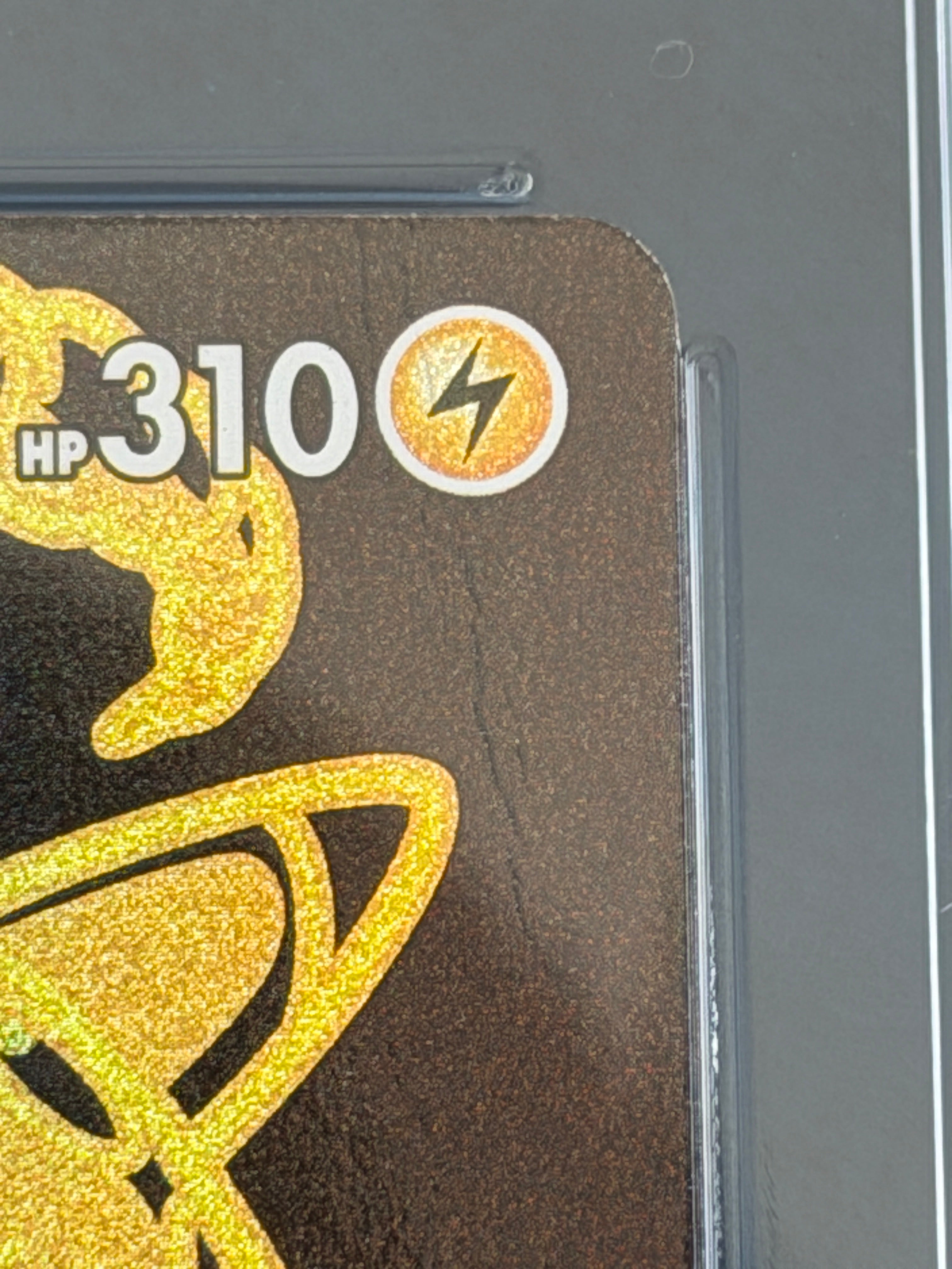 Aura Grading 6 - Pikachu VMAX #TG29 - Lost Origin