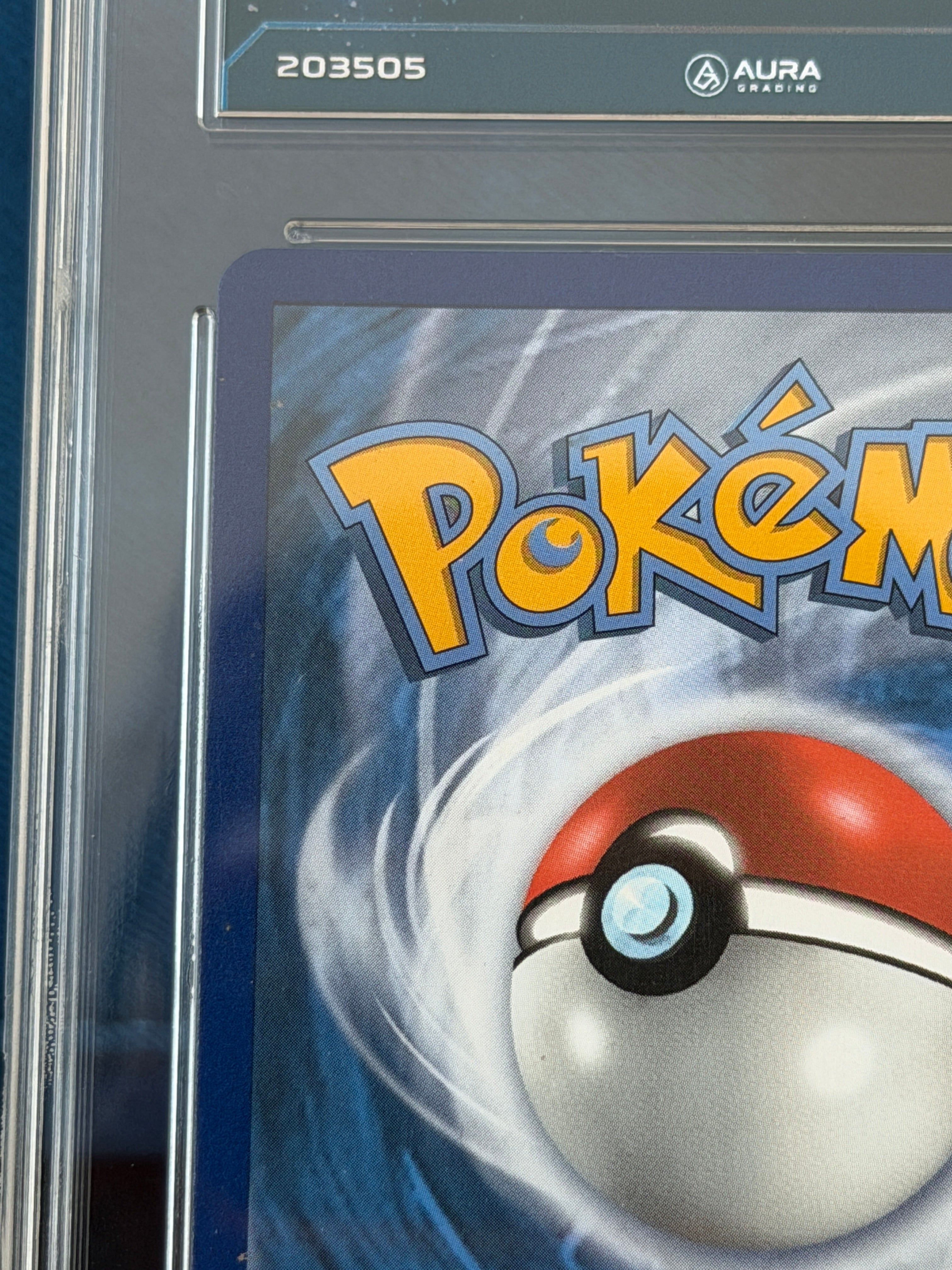 Aura Grading 6 - Pikachu VMAX #TG29 - Lost Origin