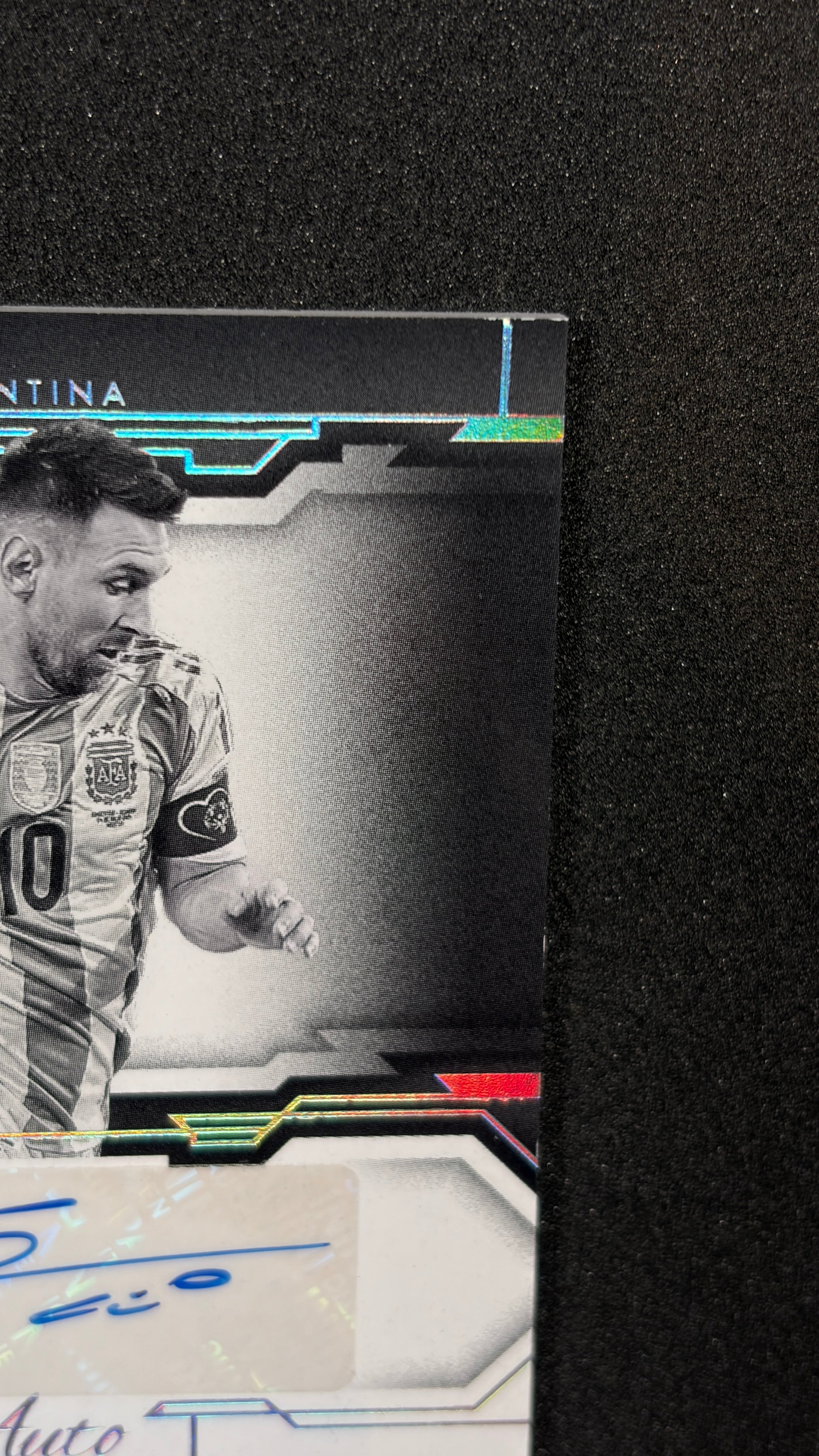 2024-25 Panini Noir Lionel Messi Auto Noir 01/10 #AN-LM Argentina