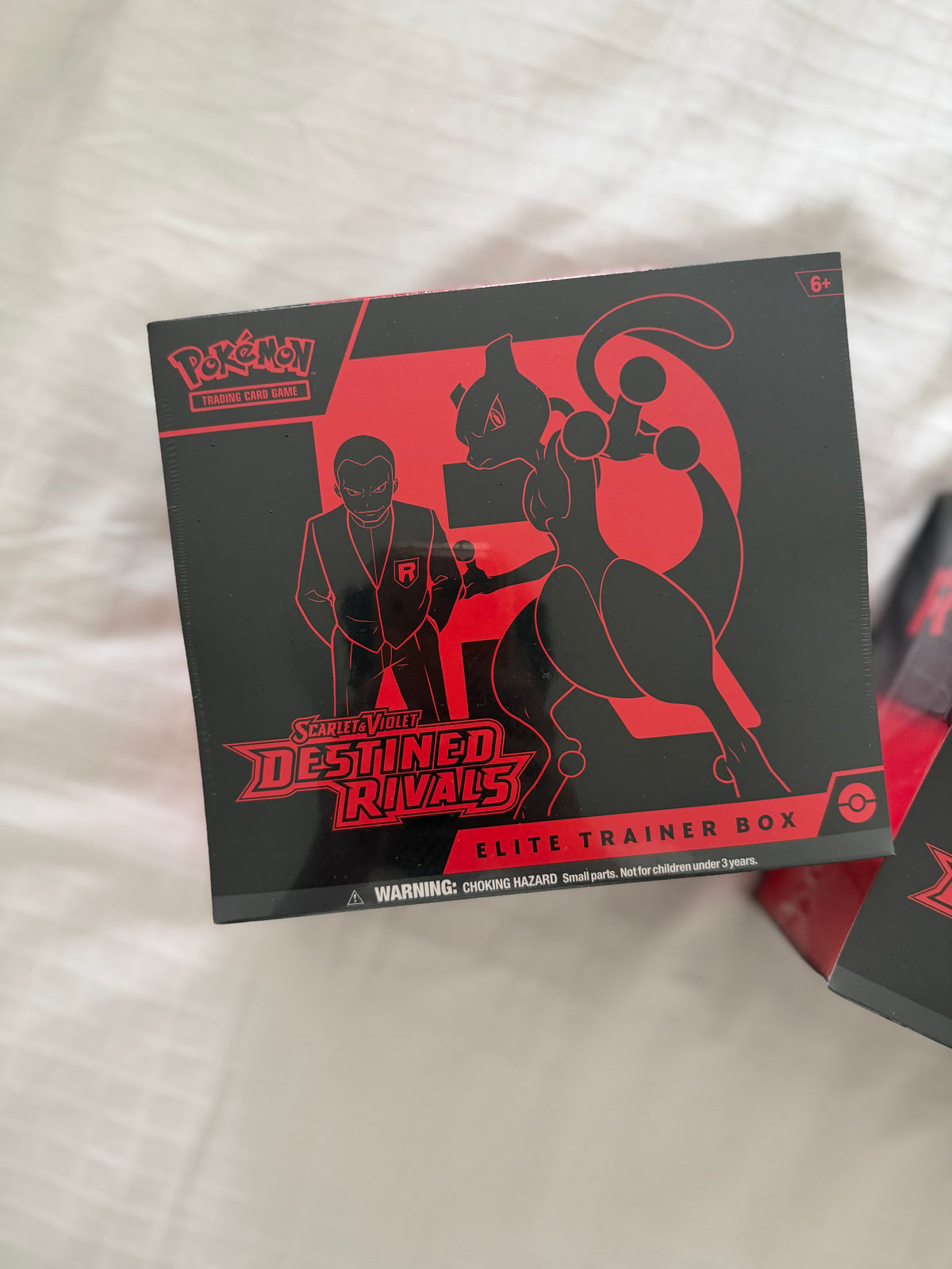 Destined Rivals Elite Trainer Box