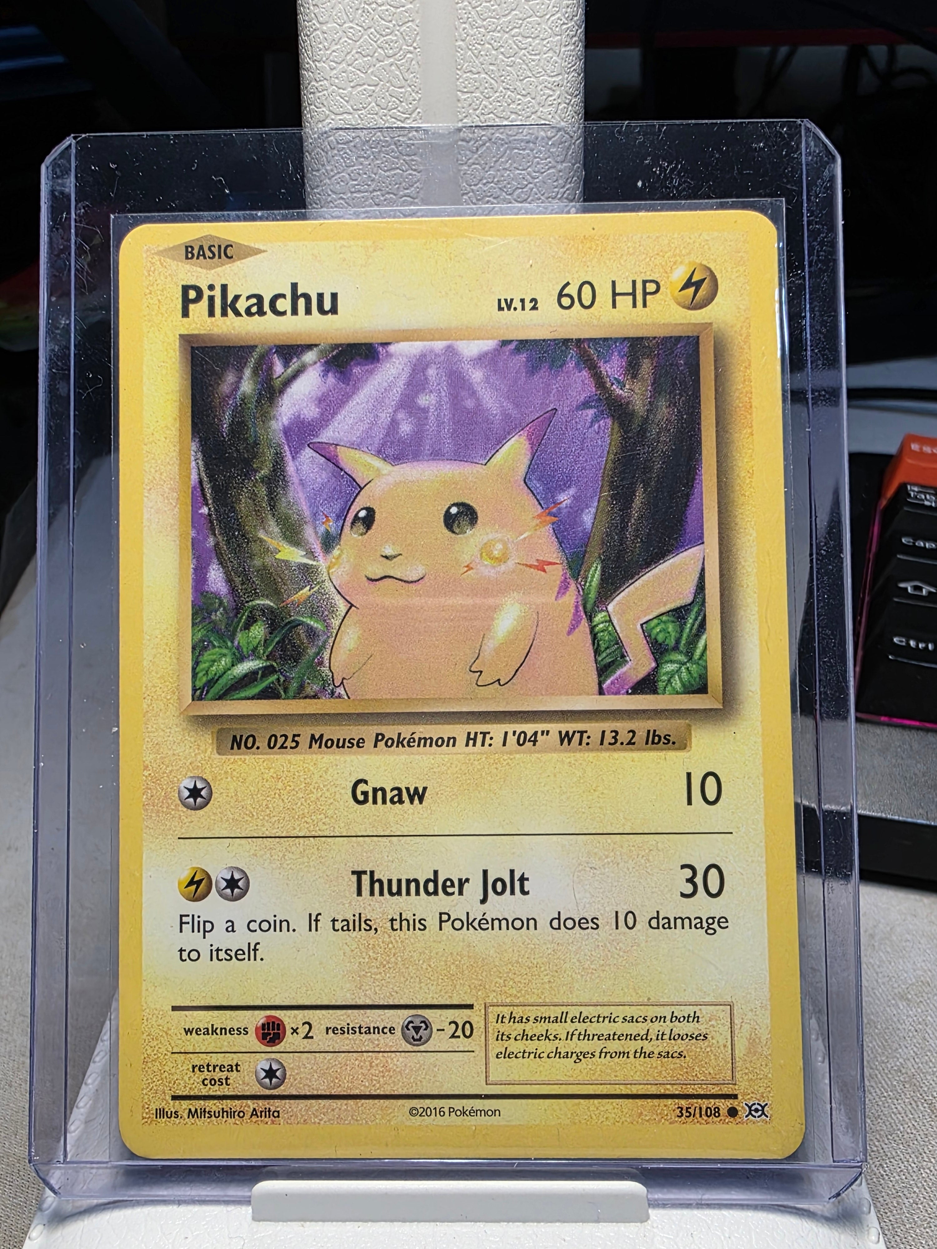 Pikachu 35/108 - Evolutions