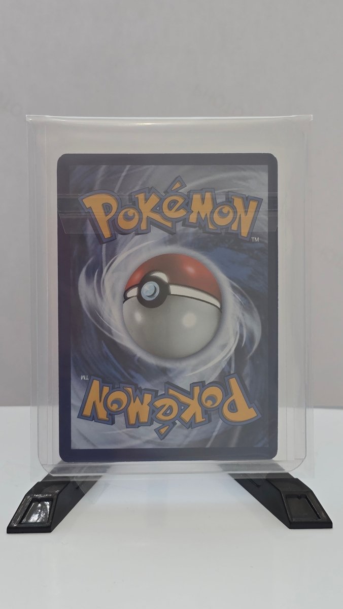 Reshiram - Celebrations - Holo Rare 002/025 - English by MechaKai Collectibles on MYNTED