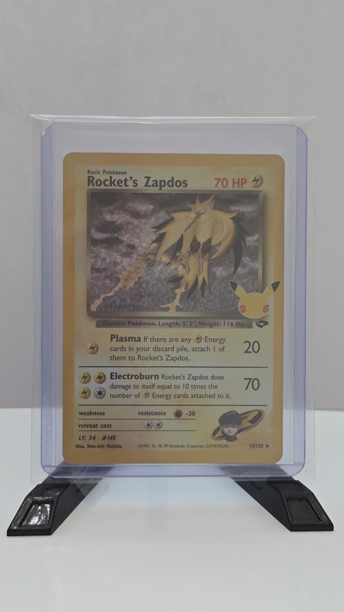 Rocket's Zapdos - Celebrations: Classic Collection - CC 15/132 - English by MechaKai Collectibles on MYNTED