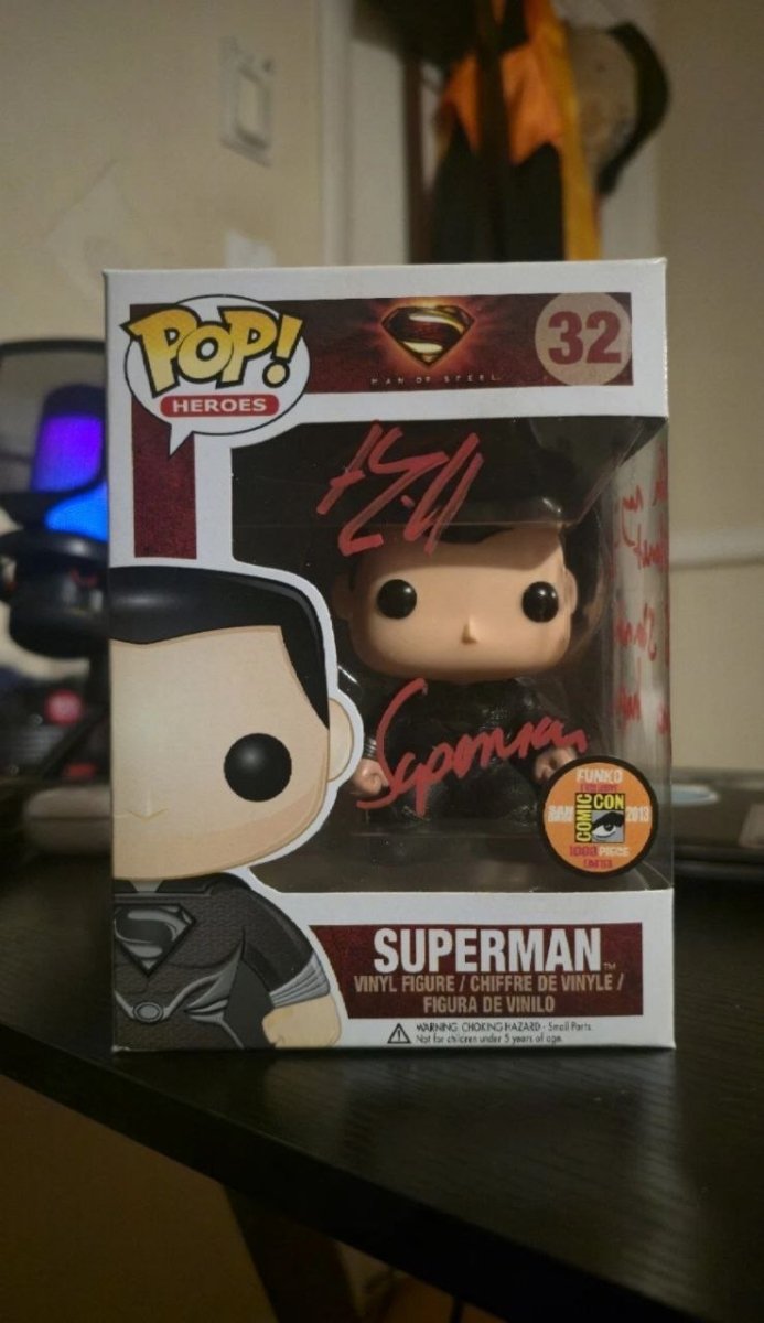 Superman Signed by Henry Cavil Comic Con 2013 by FunkosByAce on MYNTED