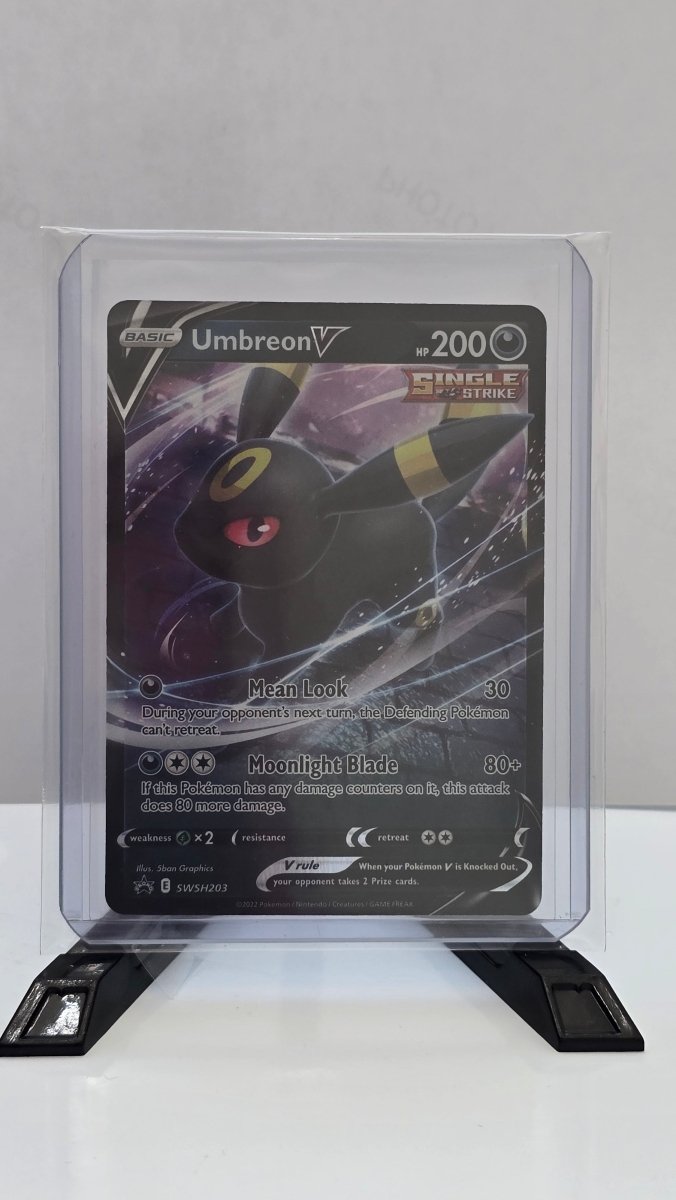 Umbreon V - Sword & Shield Promo - Promo SWSH203 - English by MechaKai Collectibles on MYNTED