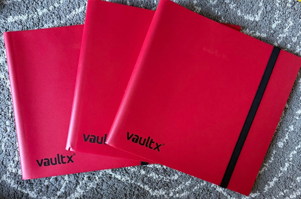 Vault X 12 Pocket Trading Card Strap Binder - 480 cards (Red) / Used: lIke new by Schmutzfink TCG on MYNTED